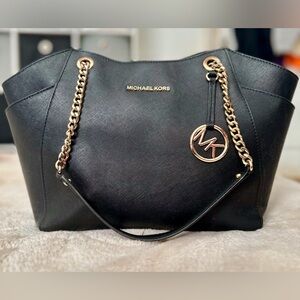 Michael Kors Jet Set Large Saffiano Leather Shoulder Bag